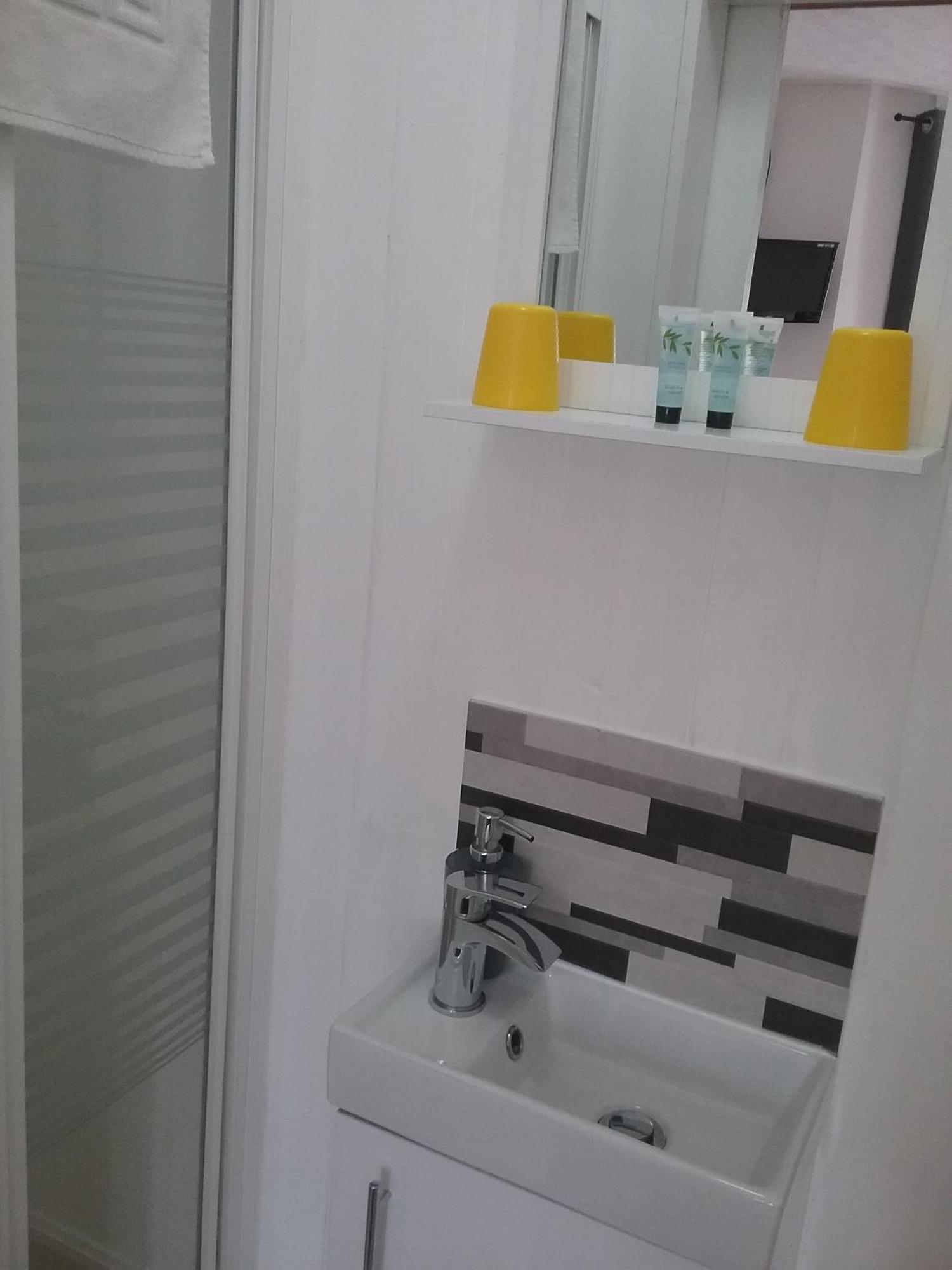 New Quay Fairways Guest House מראה חיצוני תמונה