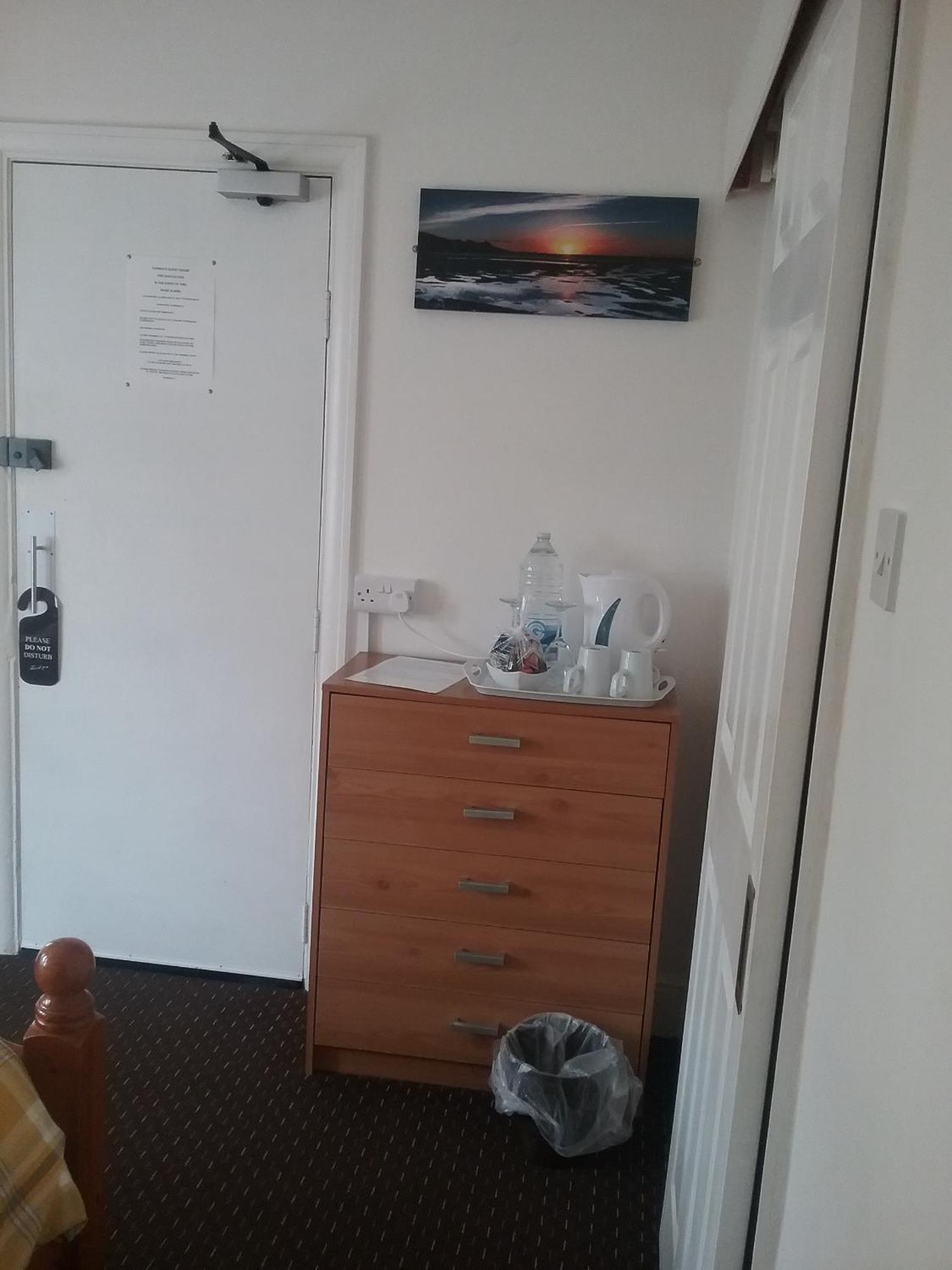 New Quay Fairways Guest House מראה חיצוני תמונה