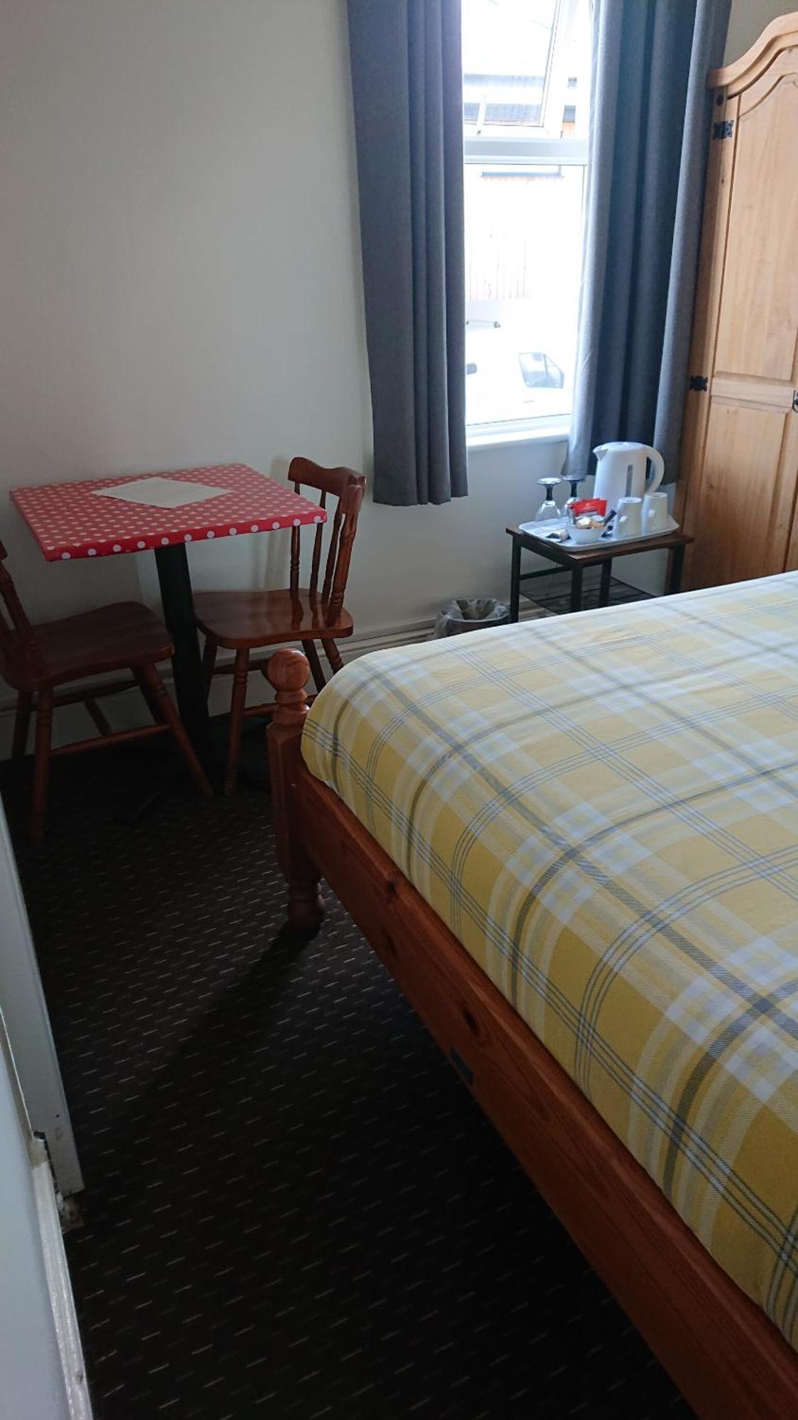New Quay Fairways Guest House חדר תמונה